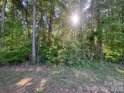 18001 Davidson Concord Rd, Davidson, NC 28036 photo 2
