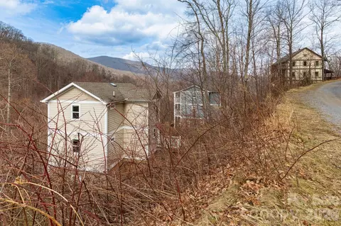 Exterior - 14 Lila Ln, Clyde, NC 28721 photo 3 of 5