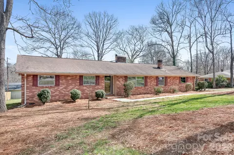 183 Kingsway Cir, Charlotte, NC 28214