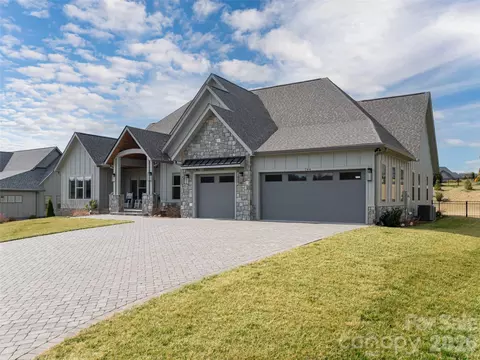 Exterior - 744 Daniel Circle Dr, Mills River, NC 28759 photo 3 of 11