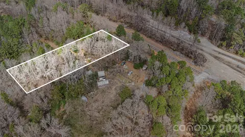 185 Crosby Ln, Catawba, SC 29704
