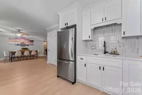 Kitchen - 507 Dockside Ter, Denton, NC 27239 photo 1 of 1
