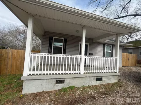 561 2nd 37 St #37, Chester, SC 29706