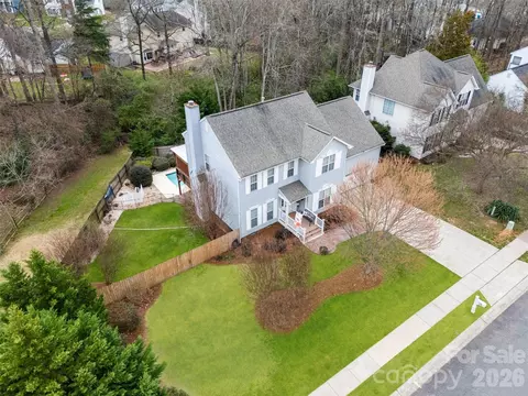 106 Shade Tree Cir, Fort Mill, SC 29715