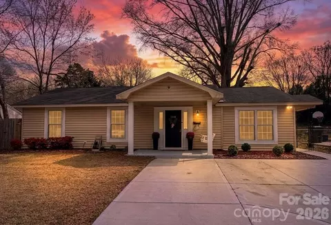 1318 Mcdow Dr, Rock Hill, SC 29732