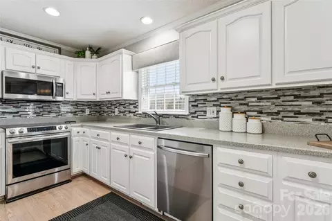 Kitchen - 8815 Columbus St, Davidson, NC 28036 photo 2 of 3