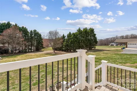 Exterior - 8815 Columbus St, Davidson, NC 28036 photo 3 of 6