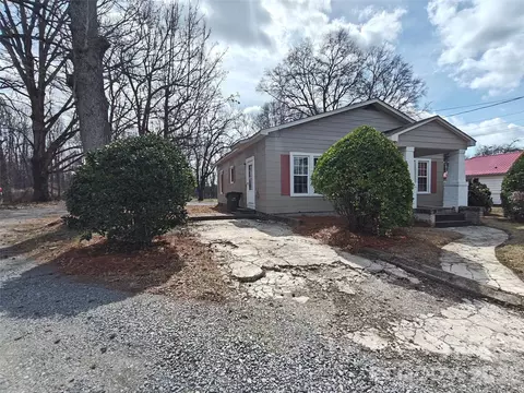 105 Long Ferry Rd, Spencer, NC 28159