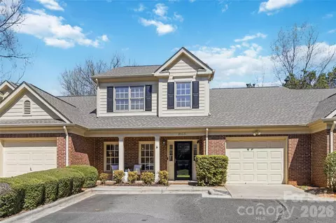 9155 Providence Colony Dr, Charlotte, NC 28277