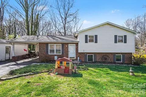 5069 W Piedmont Cir, Conover, NC 28613