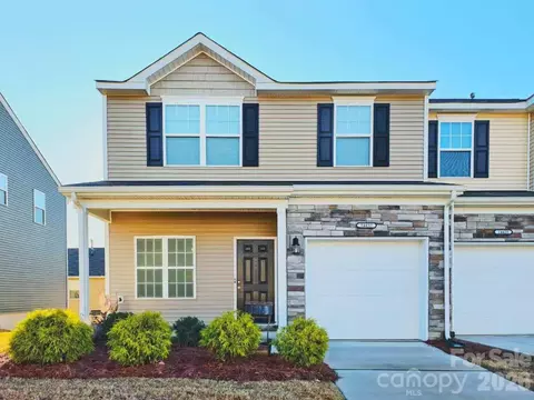 14432 Targert Ln, Charlotte, NC 28278