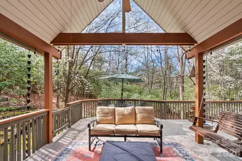 75 Wodigeasgohi Dr, Brevard, NC 28712