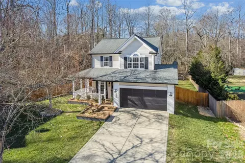 290 Sweet Martha Dr, Mooresville, NC 28115