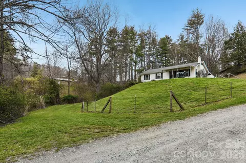 Exterior - 105 Baird Rd, Mars Hill, NC 28754 photo 5 of 11