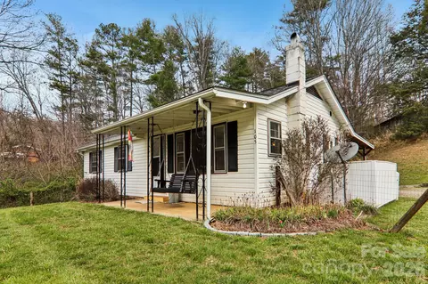 Exterior - 105 Baird Rd, Mars Hill, NC 28754 photo 7 of 11