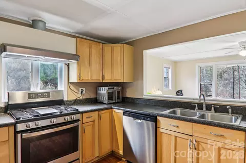 Kitchen - 105 Baird Rd, Mars Hill, NC 28754 photo 3 of 5