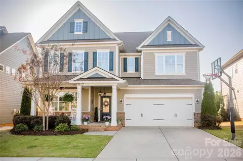 7025 Hamilton Mill Dr, Waxhaw, NC 28173