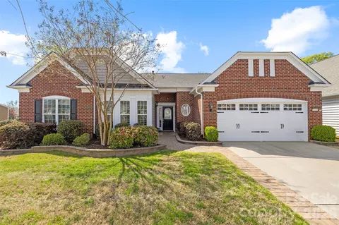 6224 Jack Thomas Dr, Fort Mill, SC 29707