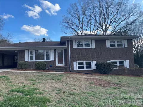 1224 Wendover St, Albemarle, NC 28001