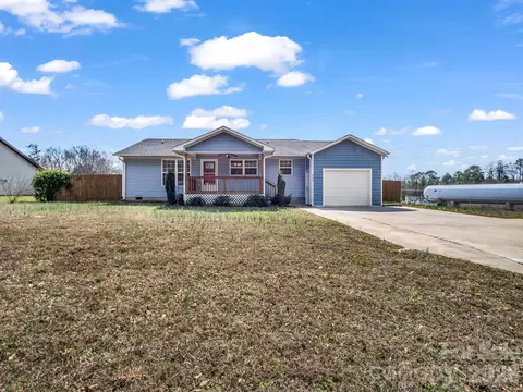 655 W Oconee St, Chesnee, SC 29323