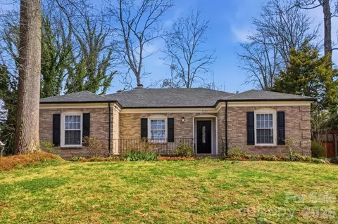 5236 Galway Dr, Charlotte, NC 28215