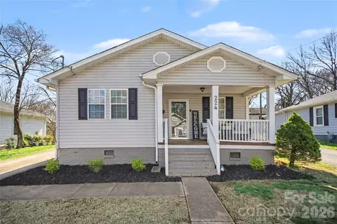 224 10th St, Cramerton, NC 28032