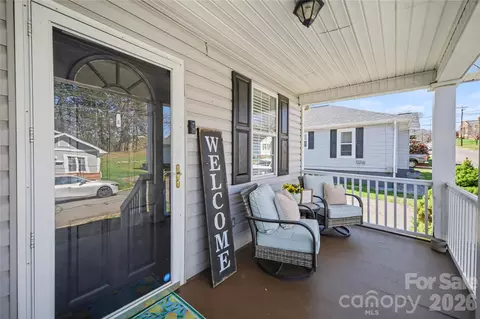 Exterior - 224 10th St, Cramerton, NC 28032 photo 3 of 7