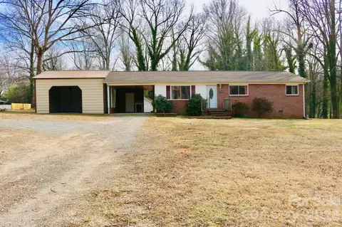 2280 19th Ne Ave NE, Hickory, NC 28601