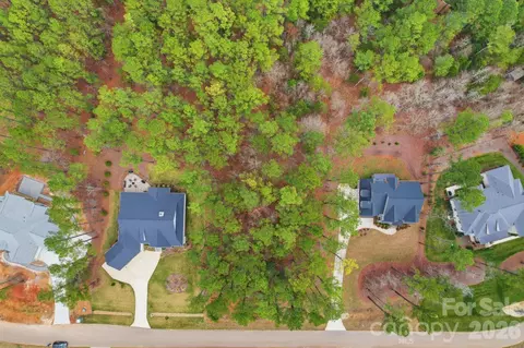 6188 Chimney Bluff Rd, Lancaster, SC 29720 photo 4