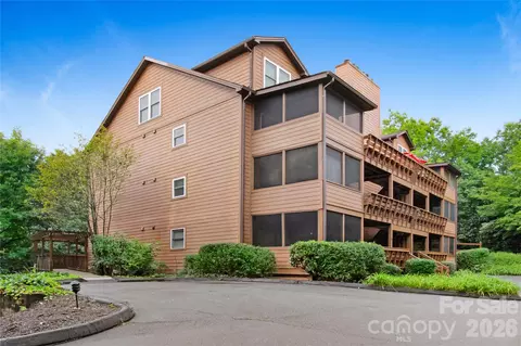 157 Toxaway Views 802 Dr #802, Lake Toxaway, NC 28747