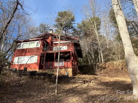 614 Echo Valley Rd, Franklin, NC 28734