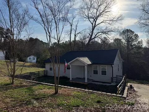 396 Cameron Ne Ave NE, Concord, NC 28025