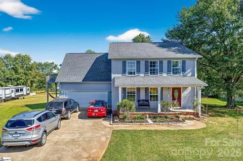 214 Cooleys Crest Ln, Inman, SC 29349