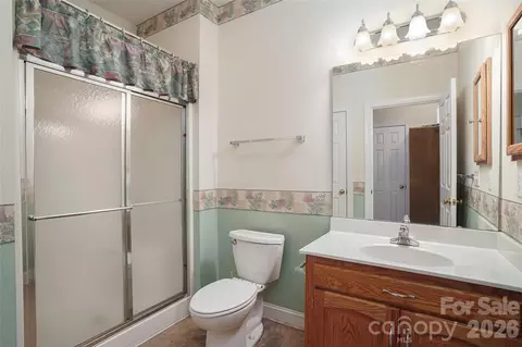 Bath - 3846 Azalea Trl, Denver, NC 28037 photo 3 of 3