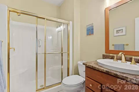 Bath - 151 Founders Dr, Flat Rock, NC 28731 photo 4 of 5