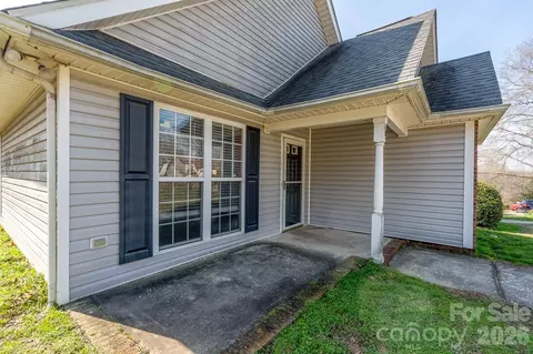 Exterior - 1105 S Walnut St, Kannapolis, NC 28081 photo 2 of 3