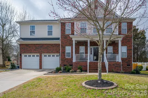 156 Foggy Meadow Dr, Fort Mill, SC 29708