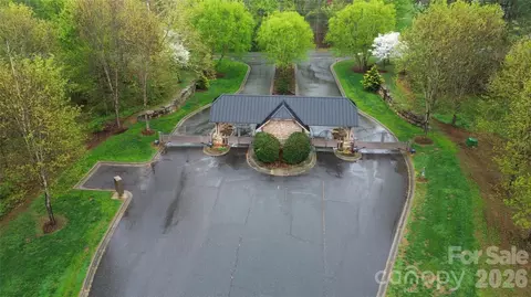 Table Rock Nw Trace, Morganton, NC 28655
