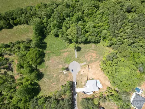 125 Spring View Ln, Statesville, NC 28677