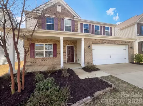 16027 Harbor Hill Dr, Charlotte, NC 28273