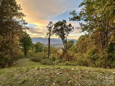 399 Goodson Spring Rd, Waynesville, NC 28786