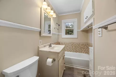 Bath - 165 8th Ave, Cramerton, NC 28032 photo 2 of 2
