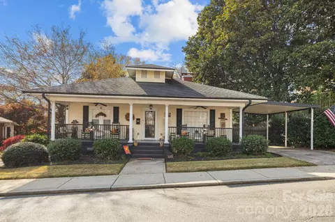 165 8th Ave, Cramerton, NC 28032