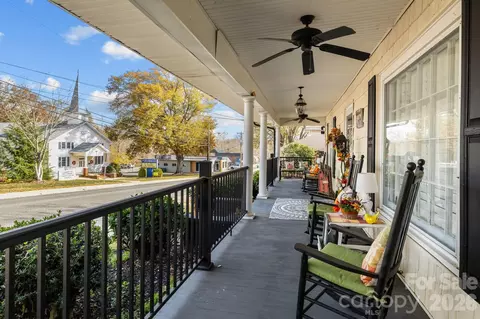 Exterior - 165 8th Ave, Cramerton, NC 28032 photo 6 of 13