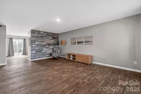 Living - 405 Bennington Dr, Stanley, NC 28164 photo 1 of 3