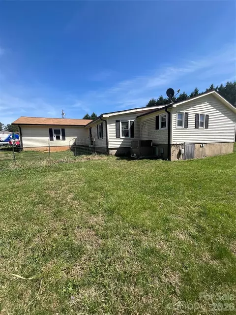 1021 Ebenezer Rd, Kannapolis, NC 28083 photo 2