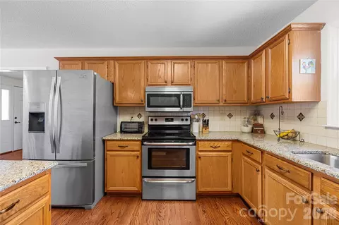 Kitchen - 4527 Marshall Ct, Monroe, NC 28110 photo 5 of 5