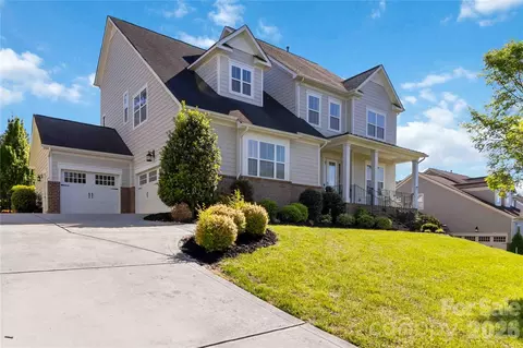 241 Monteray Oaks Cir, Fort Mill, SC 29715