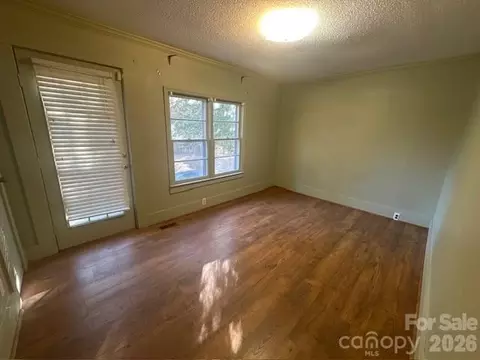 Living - 2073 John Munn Rd, Bethune, SC 29009 photo 3 of 4