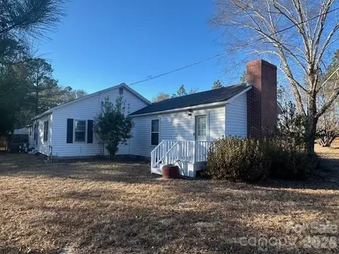 Exterior - 2073 John Munn Rd, Bethune, SC 29009 photo 1 of 1